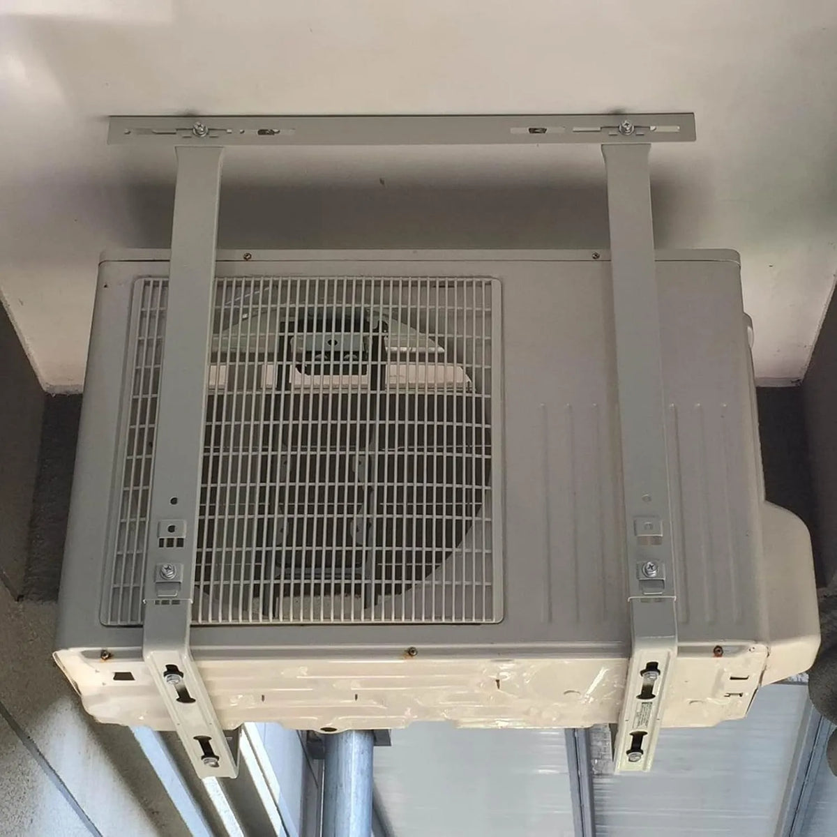 Prodotto Staffa di Supporto del condensatore in Acciaio zincato Base della Pompa di Calore, Staffa di Montaggio a soffitto per condizionatori d'Aria